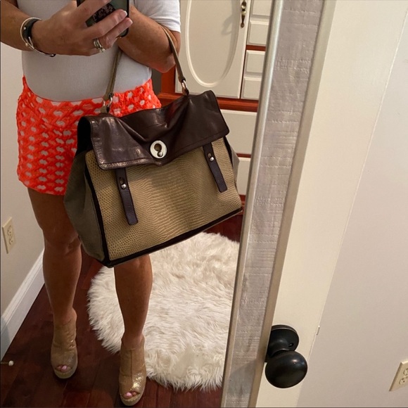 YVES Saint Laurent Large Muse Two Bag - Picture 16 of 16